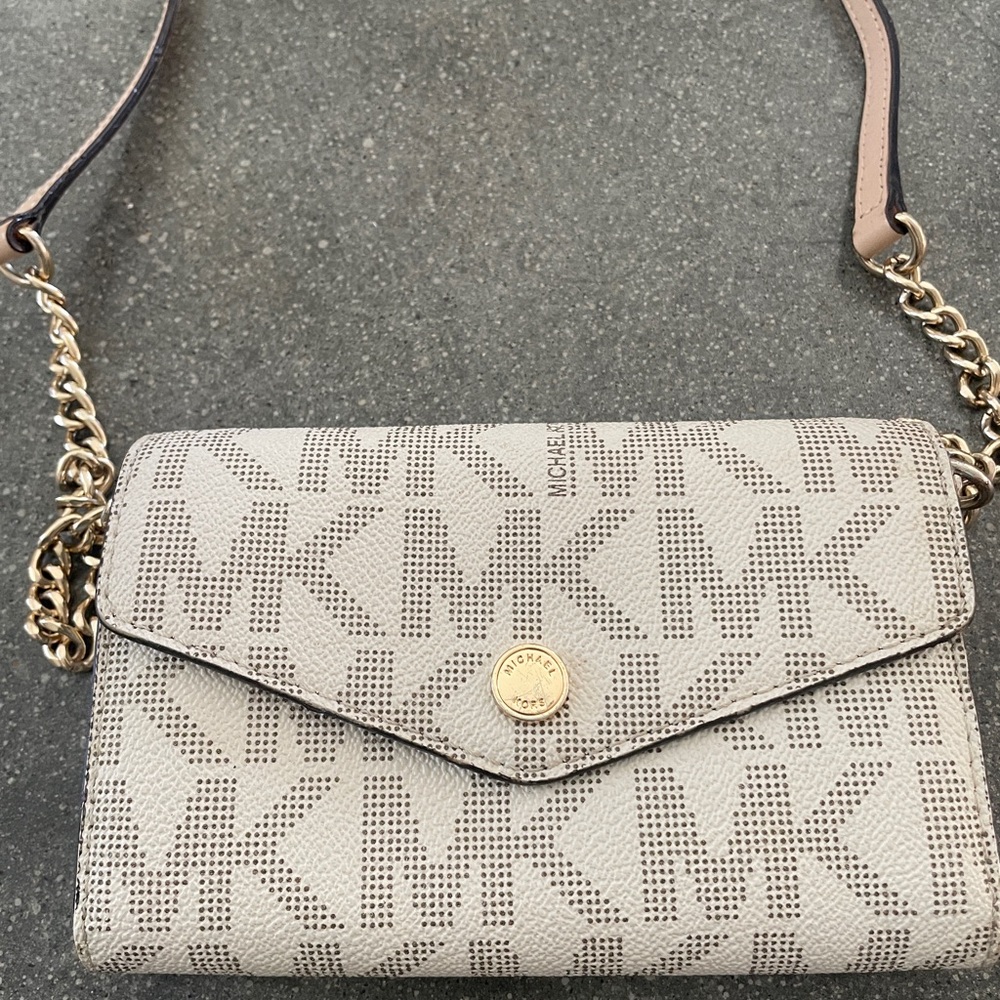 Michael Kors Small Jetset Crossbody Bag